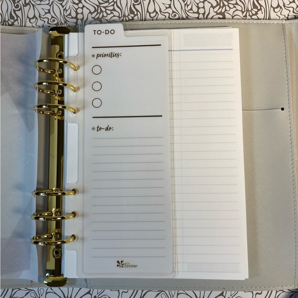 Erin Condren envelope style binder - Picture 10 of 14